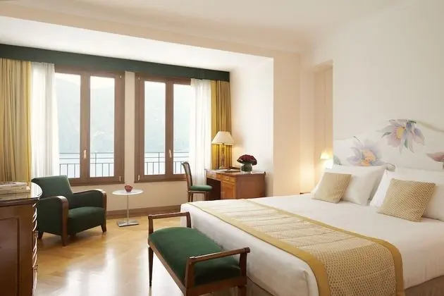 Standard Oda, Göl Manzaralı (Sunlit Essential)