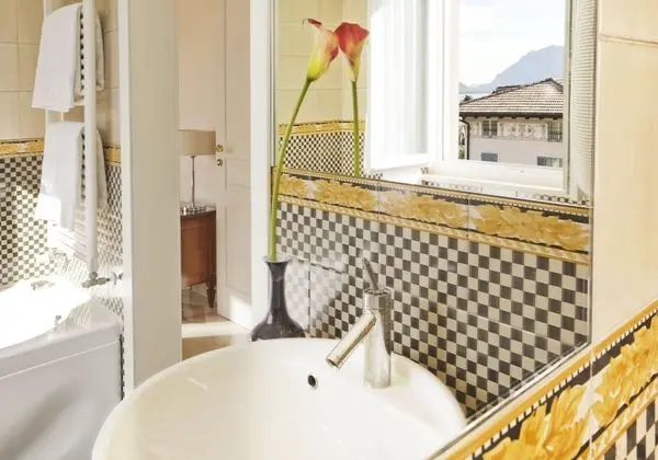 Süit, Göl Manzaralı