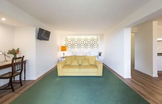 Deluxe Apart Daire, Teras