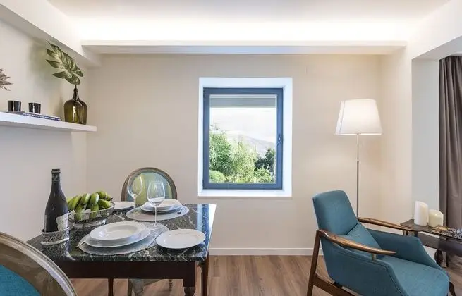 Deluxe Apart Daire, Teras