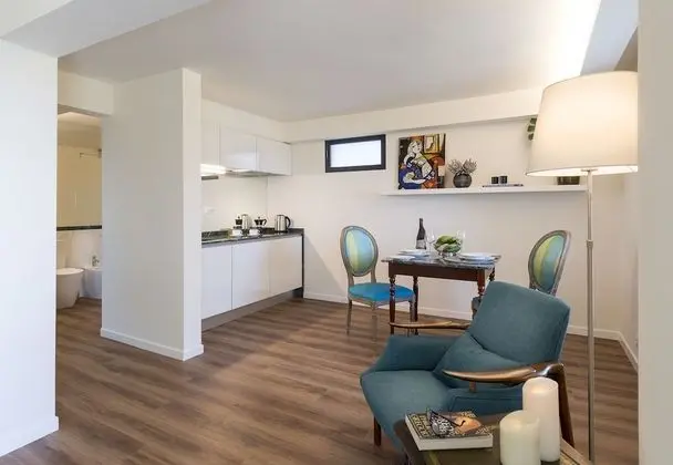 Deluxe Apart Daire, Teras