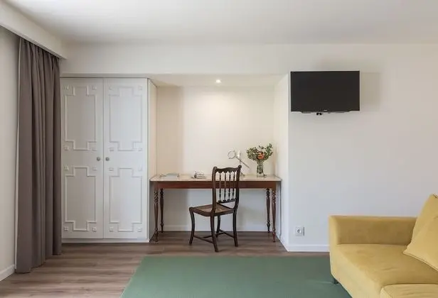 Deluxe Apart Daire, Teras