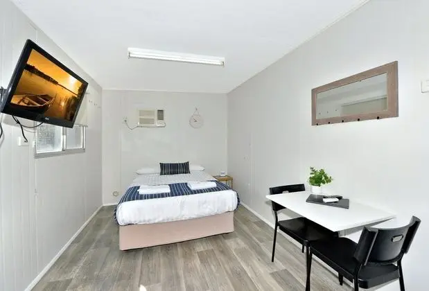 Basic Oda, 1 Çift Kişilik Yatak, Ortak Banyo
