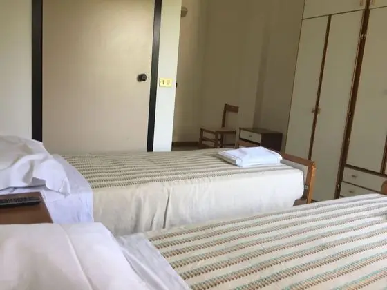 Tek Büyük veya İki Ayrı Yataklı Oda