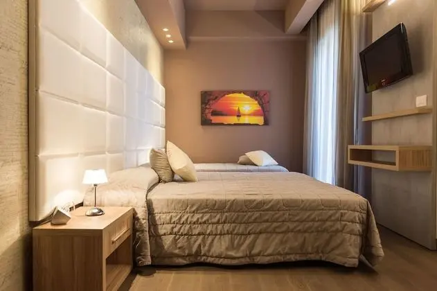 Tek Büyük Yataklı Oda (with extra bed)