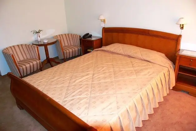 Tek Büyük Yataklı Oda, Balkon