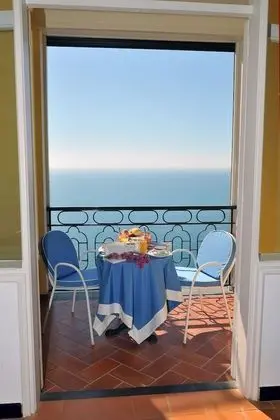 Standard Tek Büyük Yataklı Oda, Balkon, Deniz Manzaralı