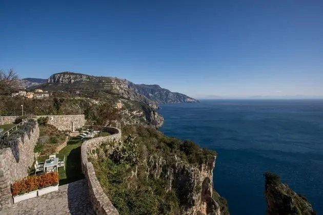 Villa, Sigara İçilebilir