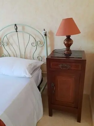 Tek Büyük veya İki Ayrı Yataklı Oda, Banyolu/Duşlu