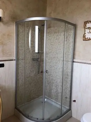 Tek Büyük Yataklı Oda, 1 Çift Kişilik Yatak, Banyolu/Duşlu