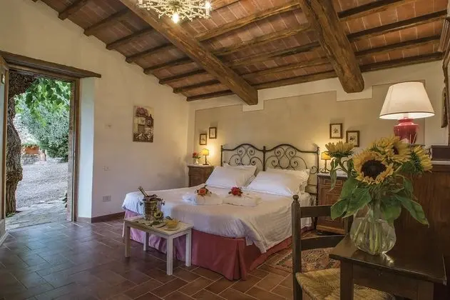 Exclusive Tek Büyük Yataklı Oda