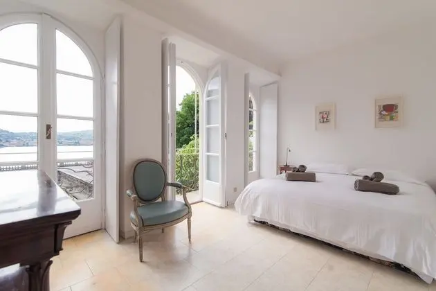 Villa, 5 Yatak Odası, Göl Manzaralı