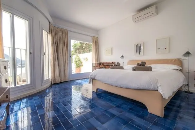 Villa, 5 Yatak Odası, Göl Manzaralı
