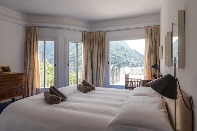 Villa, 5 Yatak Odası, Göl Manzaralı