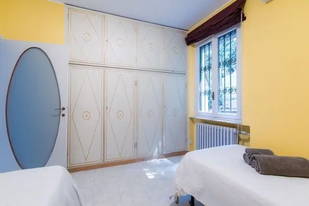Villa, 5 Yatak Odası, Göl Manzaralı