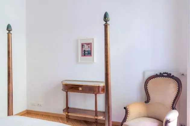Villa, 5 Yatak Odası, Göl Manzaralı