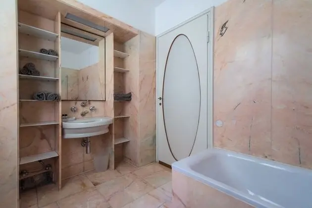 Villa, 5 Yatak Odası, Göl Manzaralı