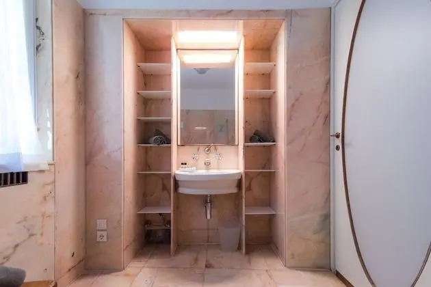 Villa, 5 Yatak Odası, Göl Manzaralı