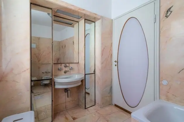 Villa, 5 Yatak Odası, Göl Manzaralı
