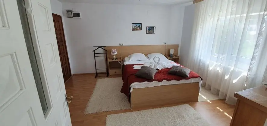 Comfort Apart Daire, Bahçe Manzaralı