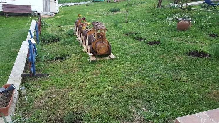 Comfort Apart Daire, Bahçe Manzaralı