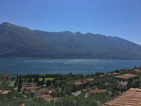Tek Büyük Yataklı Oda, 1 Çift Kişilik Yatak, Göl Manzaralı