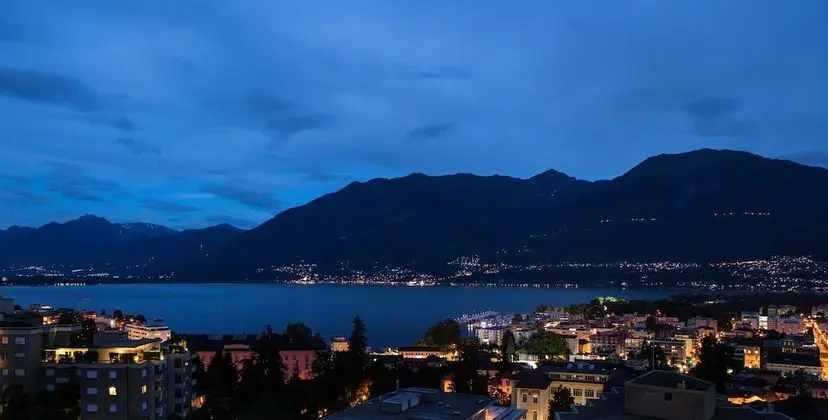 Süit, Balkon (Lake & Mountain View)