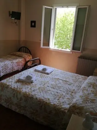 Standard Üç Kişilik Oda