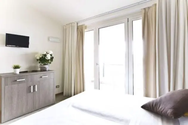 Classic Tek Büyük Yataklı Oda, Göl Manzaralı