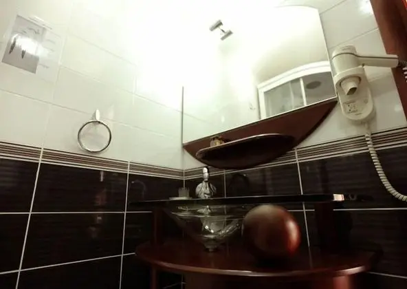 Üç Kişilik Oda, Balkon