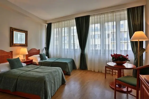 Standard Tek Büyük veya İki Ayrı Yataklı Oda