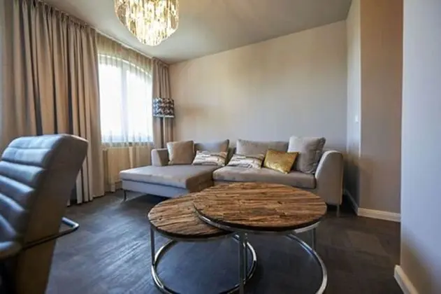 Tek Büyük Yataklı Oda (landside)