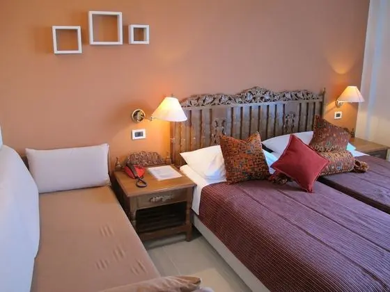 Standard Tek Büyük veya İki Ayrı Yataklı Oda