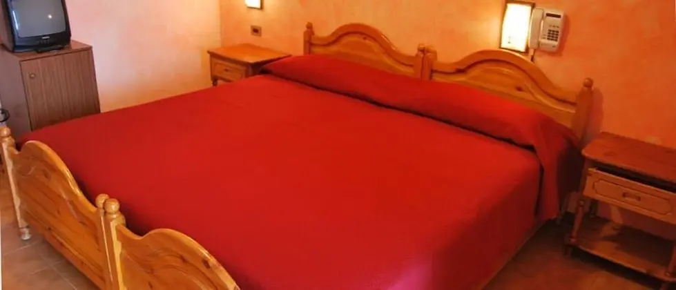 Tek Büyük veya İki Ayrı Yataklı Oda, Balkon