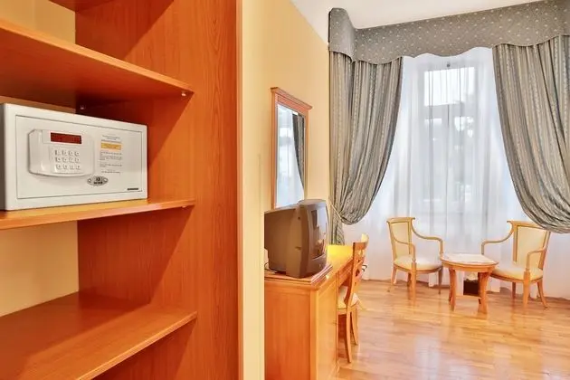 Superior Tek Büyük Yataklı Oda