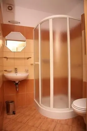 Classic Tek Büyük veya İki Ayrı Yataklı Oda