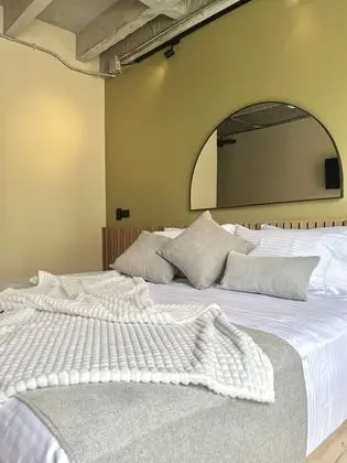 Design Tek Büyük veya İki Ayrı Yataklı Oda