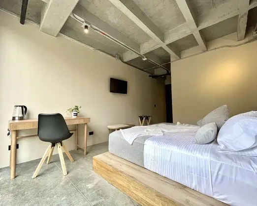 Design Tek Büyük veya İki Ayrı Yataklı Oda