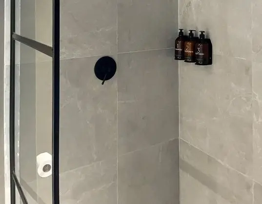 Design Tek Büyük veya İki Ayrı Yataklı Oda