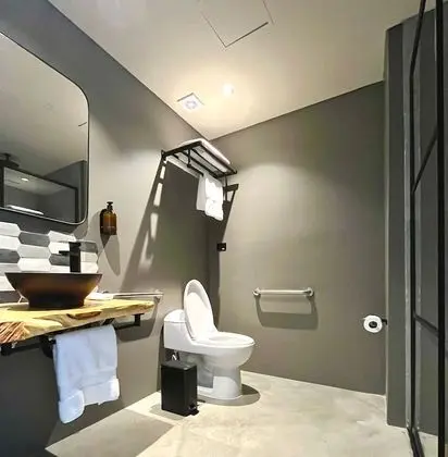 Design Tek Büyük veya İki Ayrı Yataklı Oda