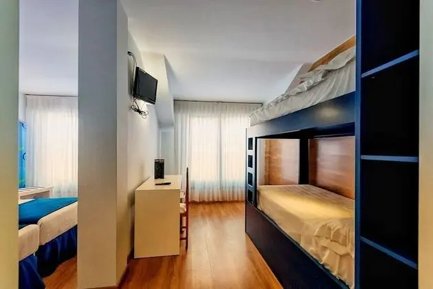 Standard Tek Büyük veya İki Ayrı Yataklı Oda
