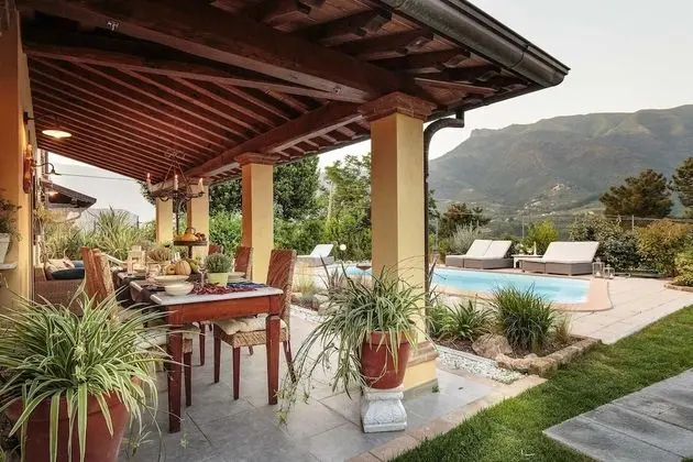 Villa
