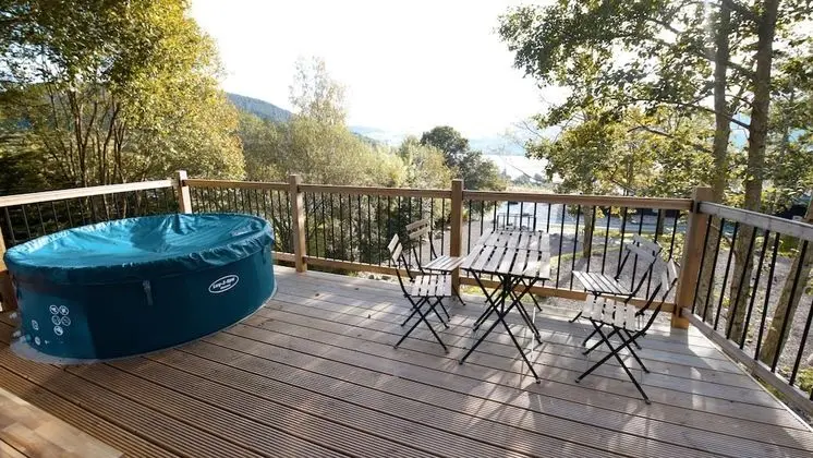 Luxury Kulübe, Göl Manzaralı, Yamaçta