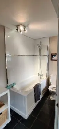 Luxury Kır Evi, Engellilere Uygun, Özel Banyo (Ben Lomond Cottage)