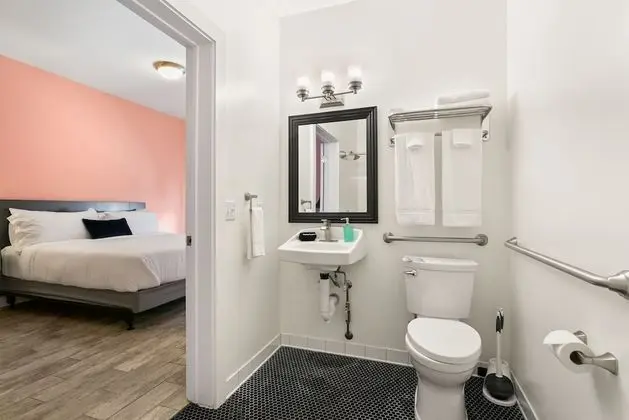 Oda, 1 En Büyük (King) Boy Yatak, Sigara İçilmez