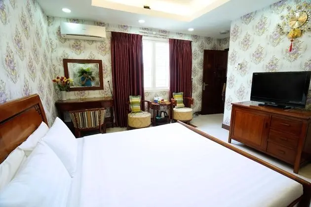 Deluxe Oda, 1 Büyük (Queen) Boy Yatak, Şehir Manzaralı