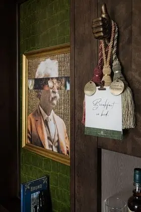 Oda, 1 En Büyük (King) Boy Yatak, Sigara İçilmez, Şehir Manzaralı