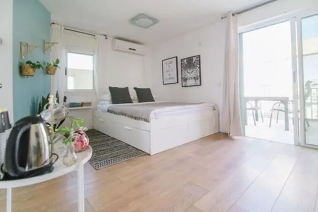 Stüdyo, Balkon