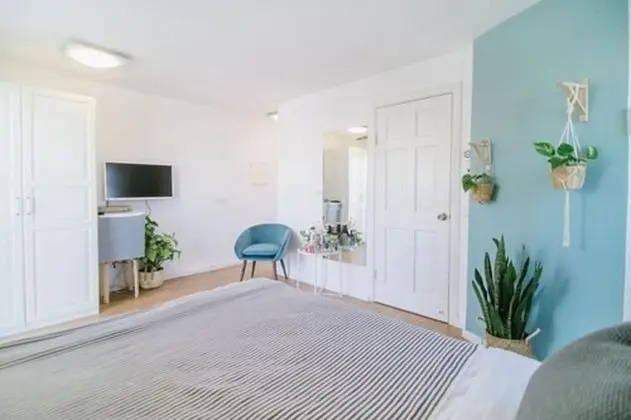 Three rooms apartment with 3 Balconies