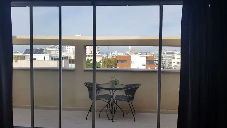Two rooms with 2 Balconies